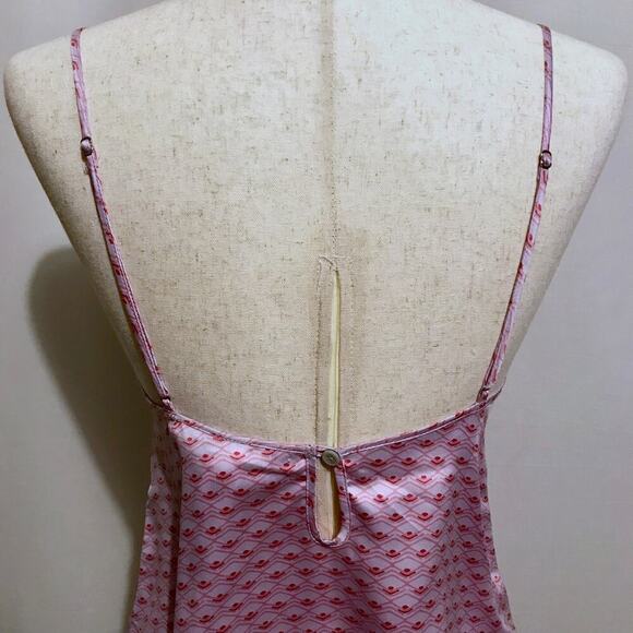 Victoria's Secret NWT Satin Cami Top Women XS - Picture 6 of 9